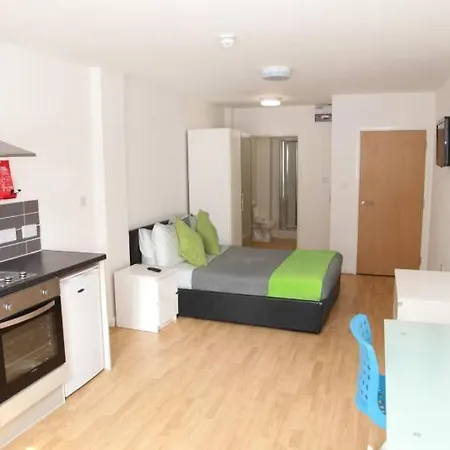 Luxury Flat In Centre Apartman Tirana